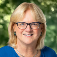 Janet Bernardo